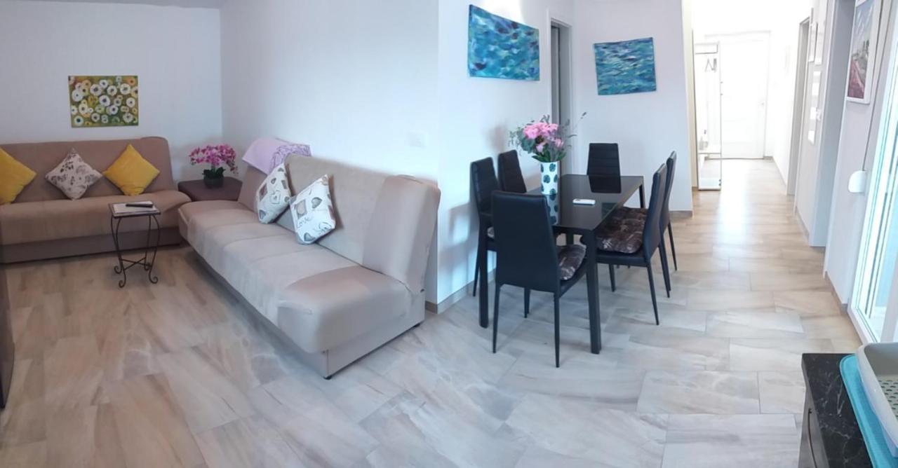 Apartment Dvorak Vir Buitenkant foto